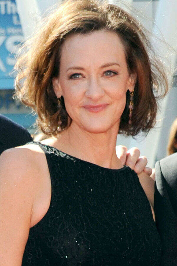 Joan Cusack Photos