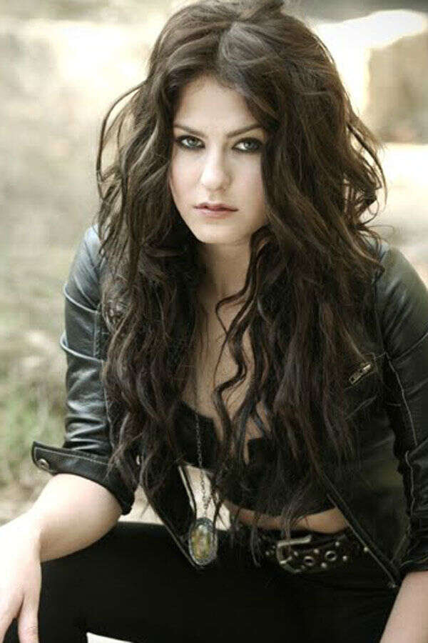 Scout Taylor Compton Photos