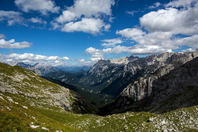 TRAVEL-TIMES-DOLOMITES-6_1312003