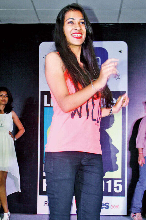 Ananya Mishra Wallpapers
