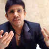 Article image for: <i class="tbold">Kamaal Khan</i> threatens of a defamation case