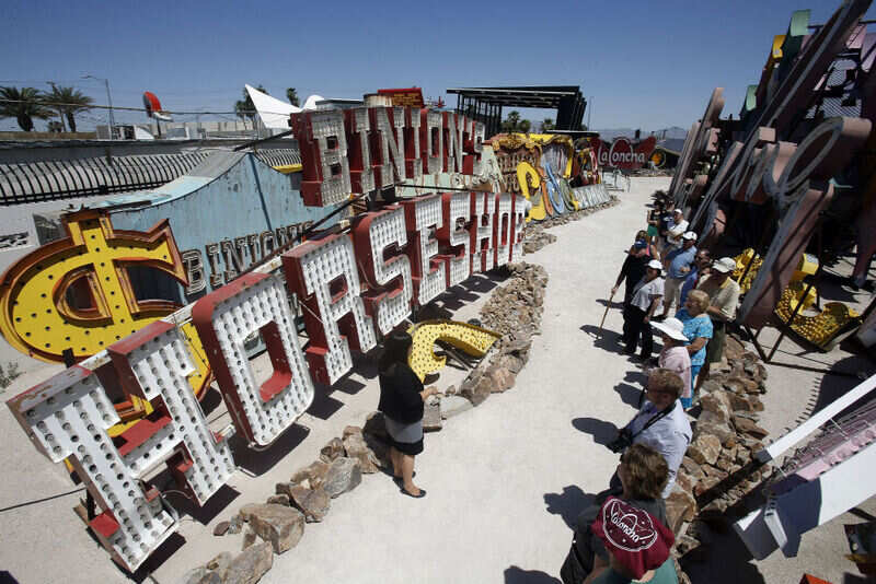 TRAVEL-TIMES-LAS-VEGAS-MAY13-3_957223
