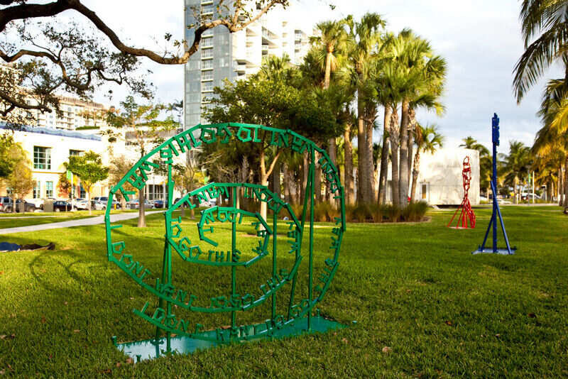TRAVEL-TIMES-SOUTH-BEACH-DEC30-8_1063059