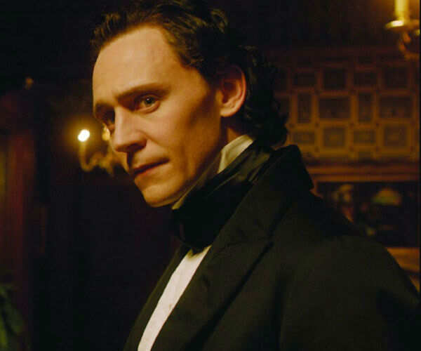 Tom Hiddleston