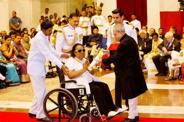 Ravindra Jain Wallpapers