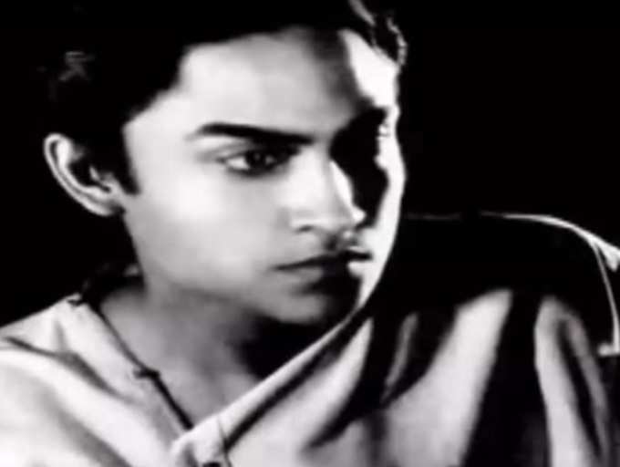 Bandini to Mahal: Ashok Kumar’s films that are a must-watch