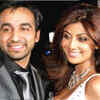 Article image for: <i class="tbold">Shilpa</i> to marry Raj Kundra in December?