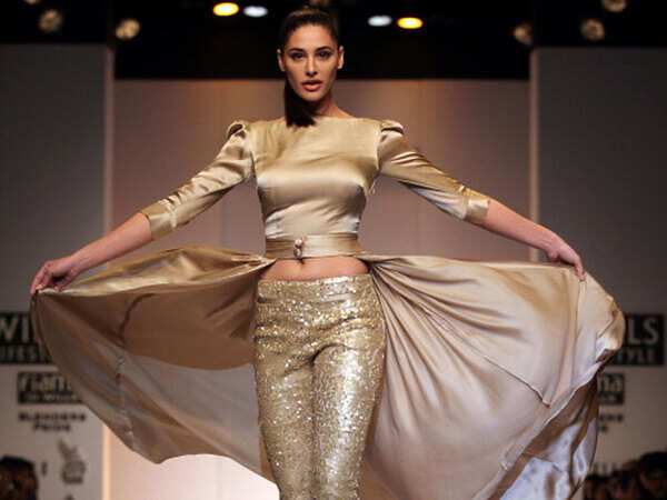 Nargis Photos