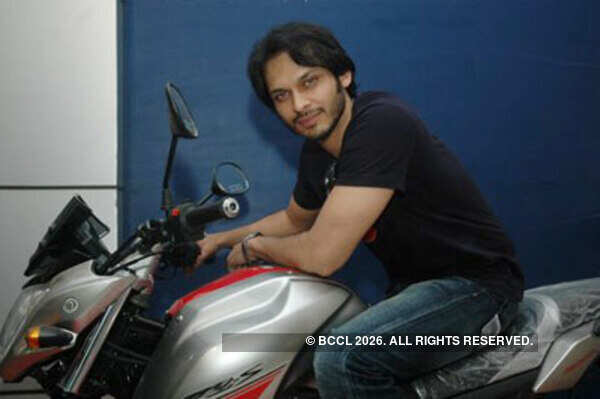 Akshay Kapoor Stills