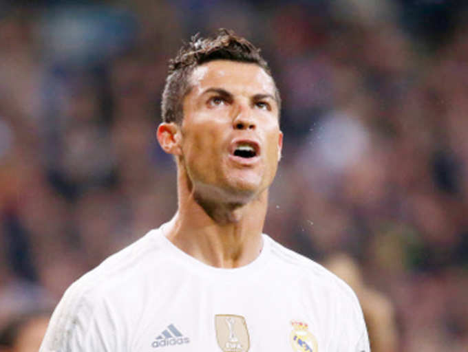 Ronaldo tired of Messi comparisons, says 'not a fake person' | The ...