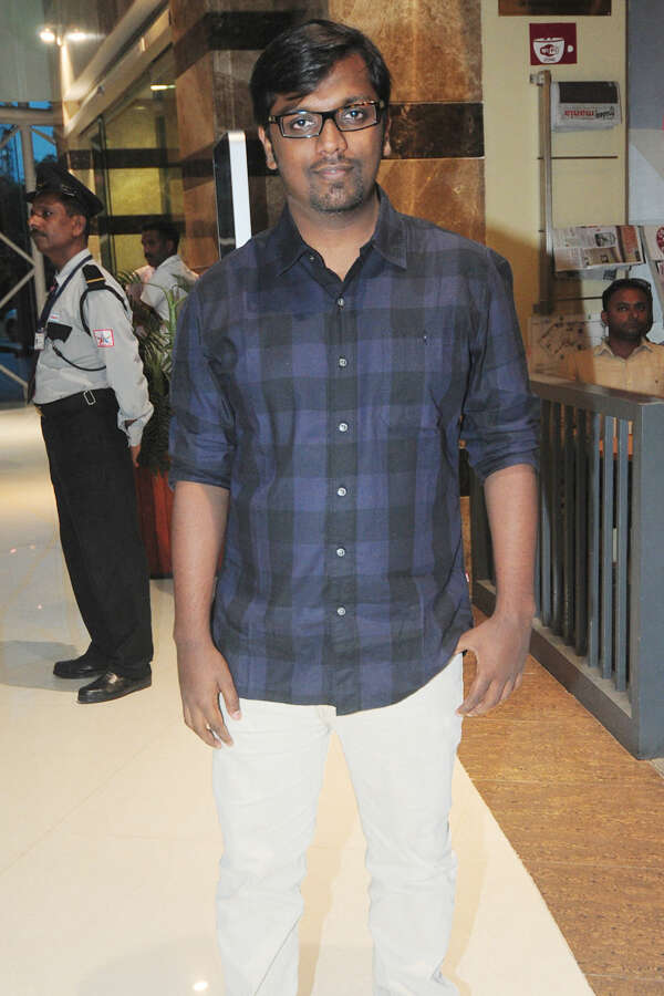 Rojin Thomas Pictures