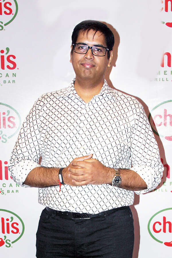 Ashish Saxena Photos