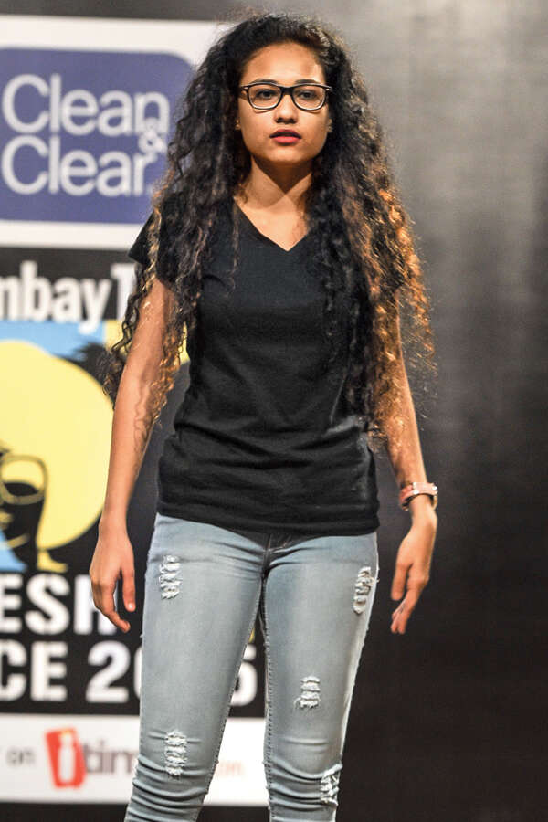 Samar Shaikh Photos