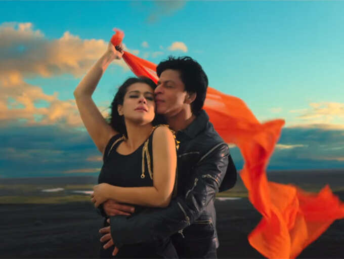 Gerua song from Dilwale: Shah Rukh-Kajol cast a spell | The Times of India