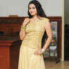 Article image for: New pictures of <i class="tbold">sruthi lakshmi</i>