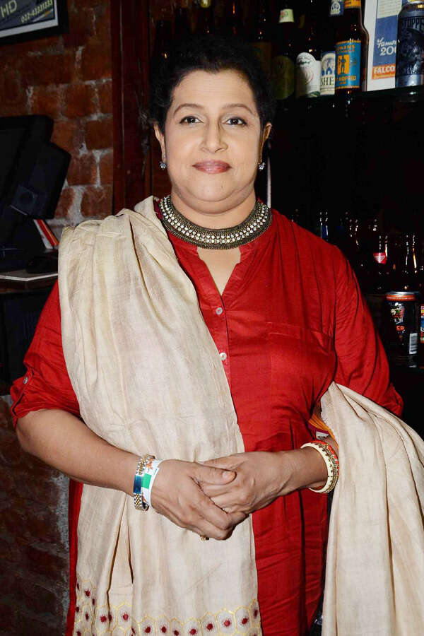 Savita Prabhune Photos