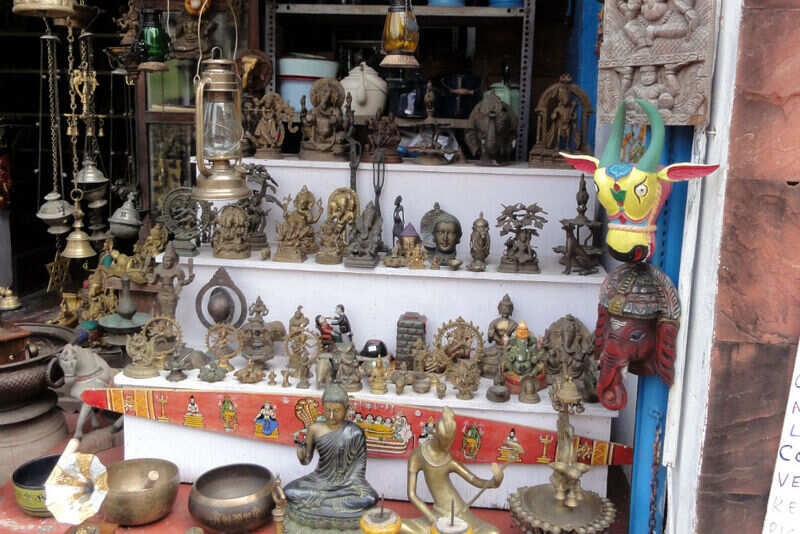 Antiques and artefacts2