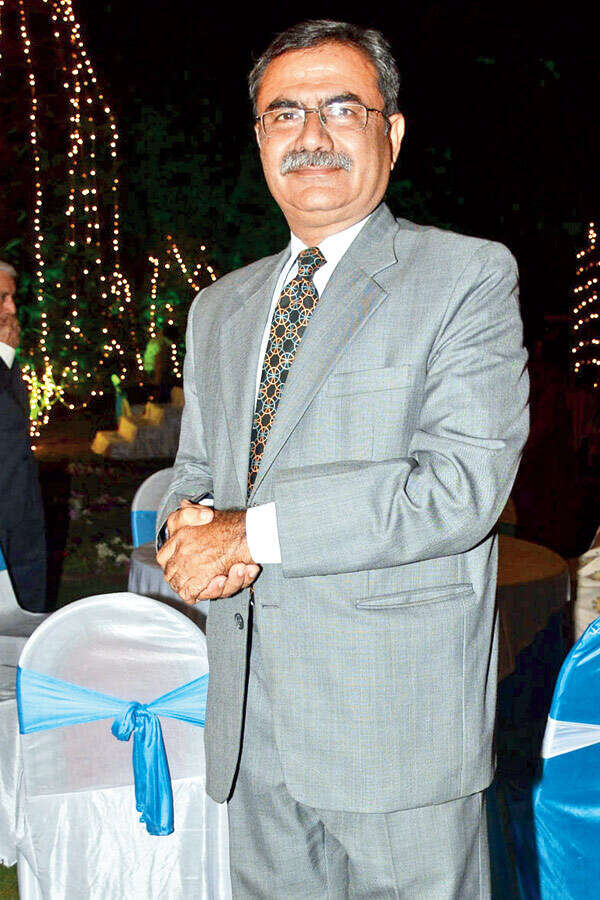 Ravi Kapoor Photos