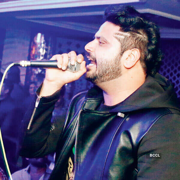 Alfaaz Photos