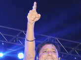 Sukhwinder performs live