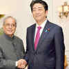 Article image for: Japanese PM <i class="tbold">shinzo abe</i> meets President Pranab Mukherjee