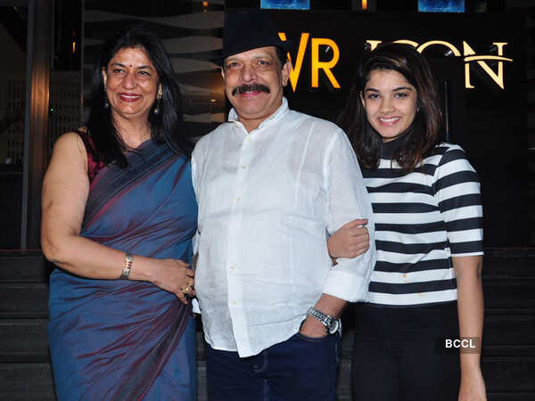 Govind Namdeo Pictures