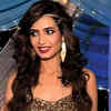 Article image for: <i class="tbold">yeh vaada raha</i>: Karishma Tanna’s hot dance performance