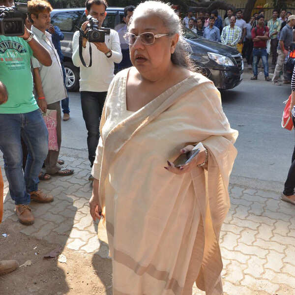 Honey Irani Pictures