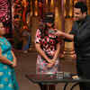 Comedy Nights Bachao: Akshay Kumar-Nimrat Kaur promote Airlift