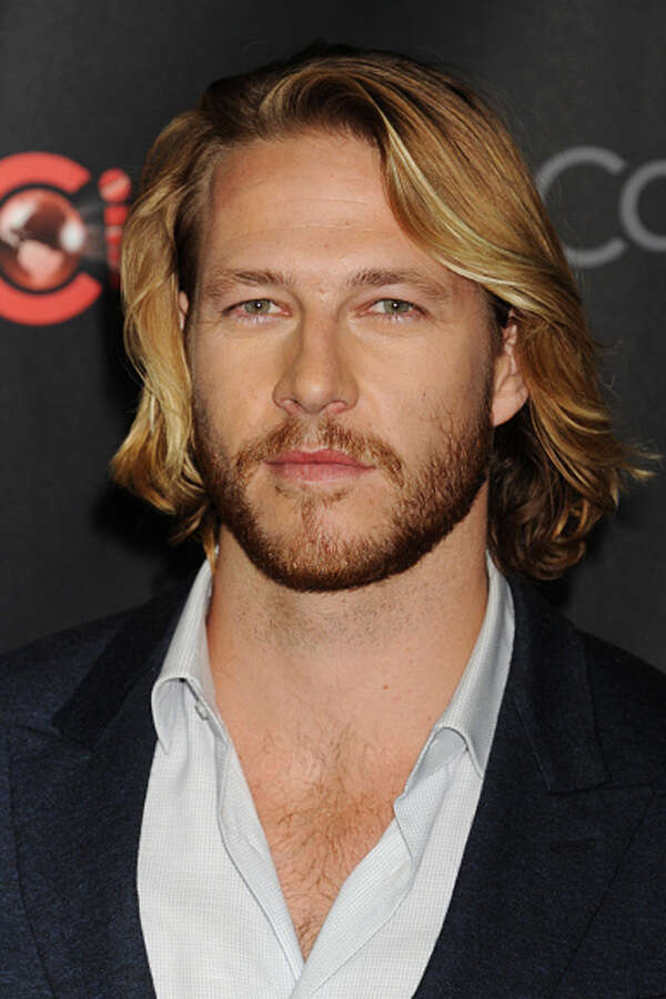 Luke Bracey Photos