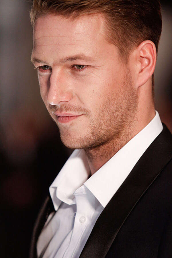 Luke Bracey Wallpapers