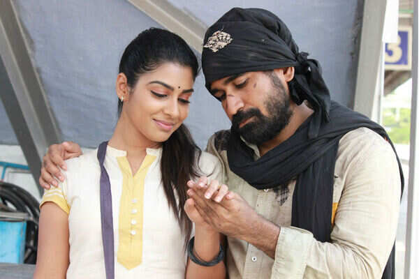 Satna Titus Pictures