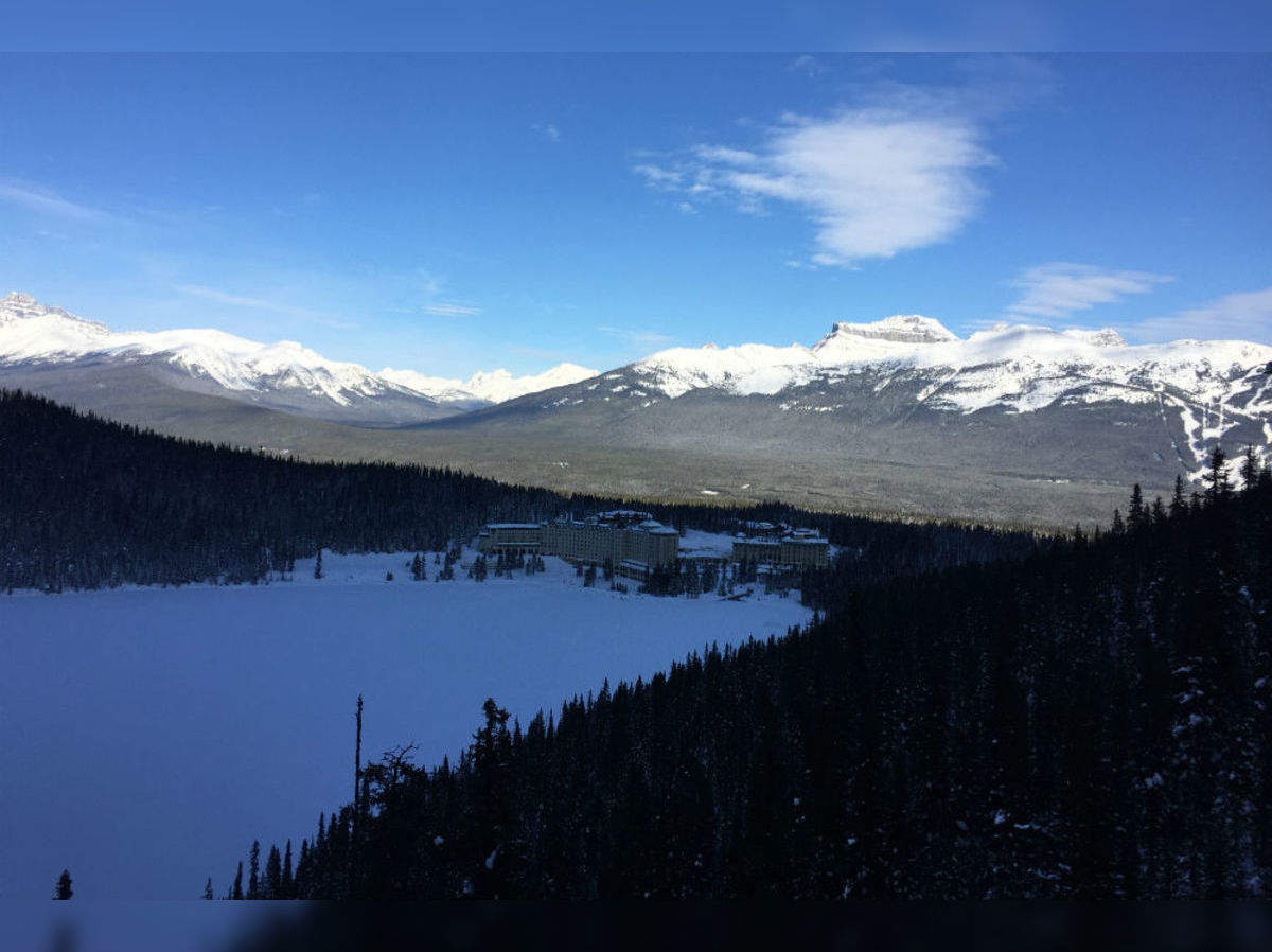 An unforgettable winter's day in Lake Louise, Canada