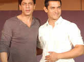 Mumbai police cuts security for SRK, Aamir