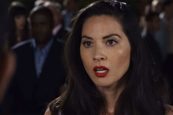 Olivia Munn Pictures