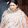 Article image for: Smriti Irani visits <i class="tbold">amethi</i>, targets Rahul Gandhi