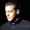 Article image for: Salman Khan wants to steer clear from <i class="tbold">ranbir</i> – Katrina’s alleged breakup drama