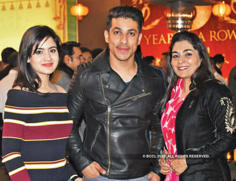 Food Guide & Nightlife Guide '16: Launch Party