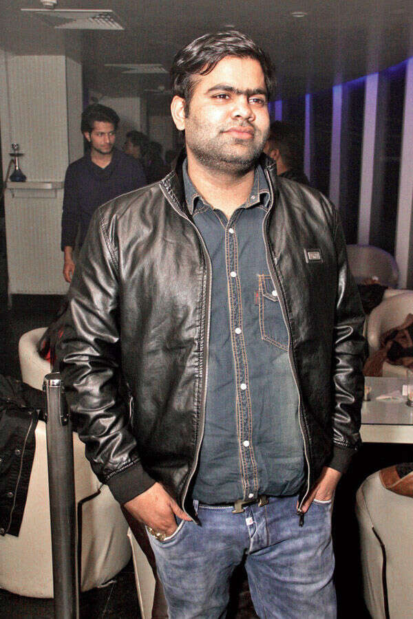 Mohit Solanki Photos