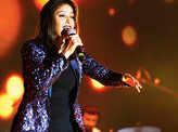 Sunidhi Chauhan performs at Hysteria