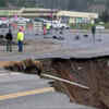 Article image for: US: Sinkhole swallows <i class="tbold">portion</i> of Oregon highway
