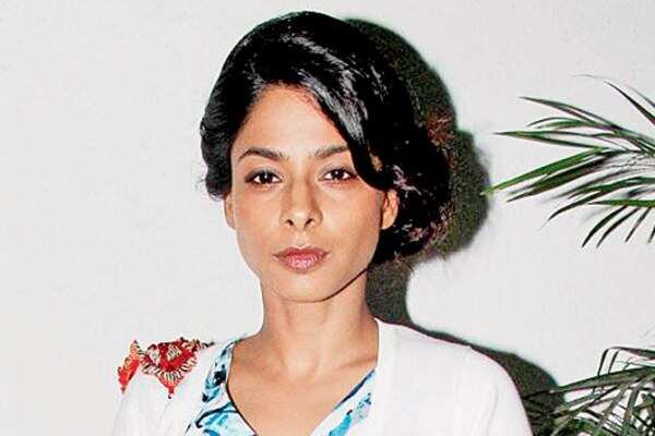 Sugandha Garg Pictures
