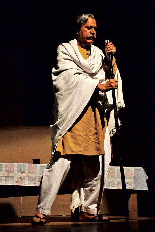 Avtar Gill Photos