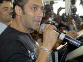 Salman Khan gets a Car in gift