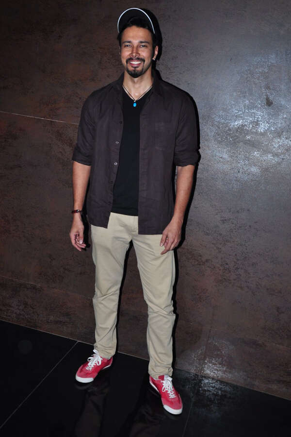 Rajniesh Duggall