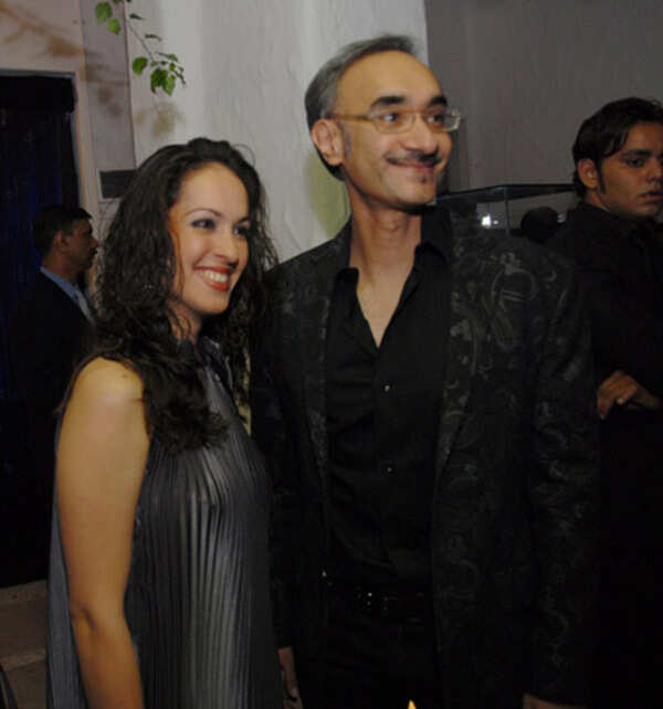 Ravi Bajaj Images
