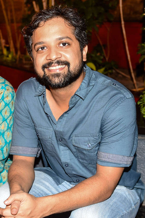 Anand Tiwari