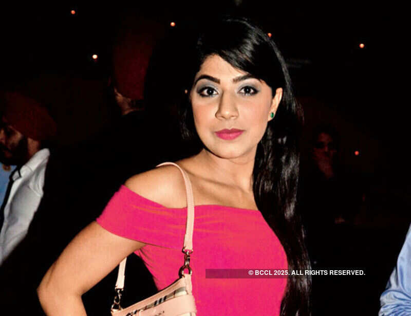 Party @ Flying Saucer