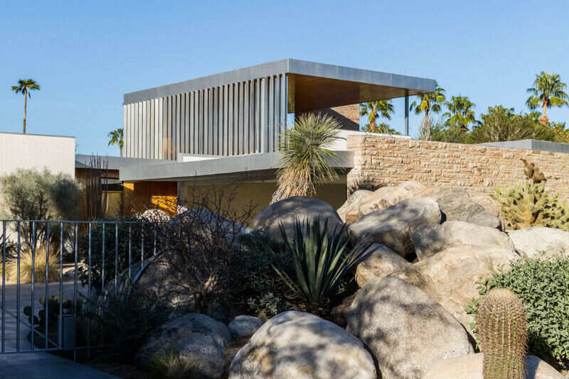 TRAVEL-TIMES-PALM-SPRINGS-1_1371698