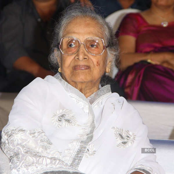 Sulochana Latkar Stills